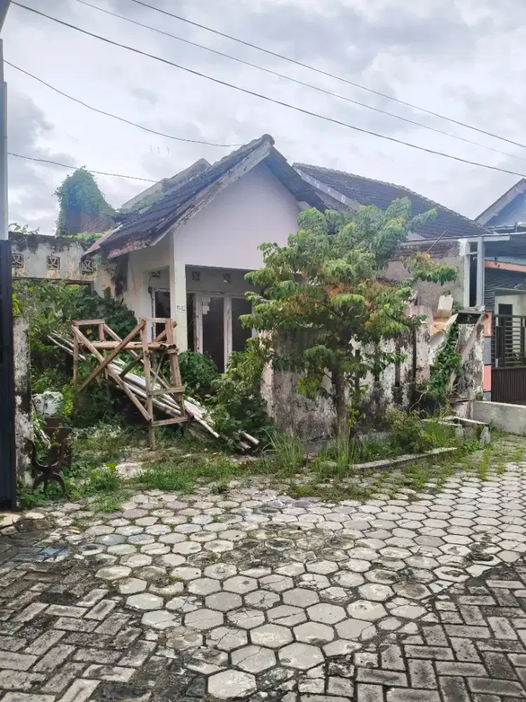 Hitung Tanah aja Bangunan Rusak