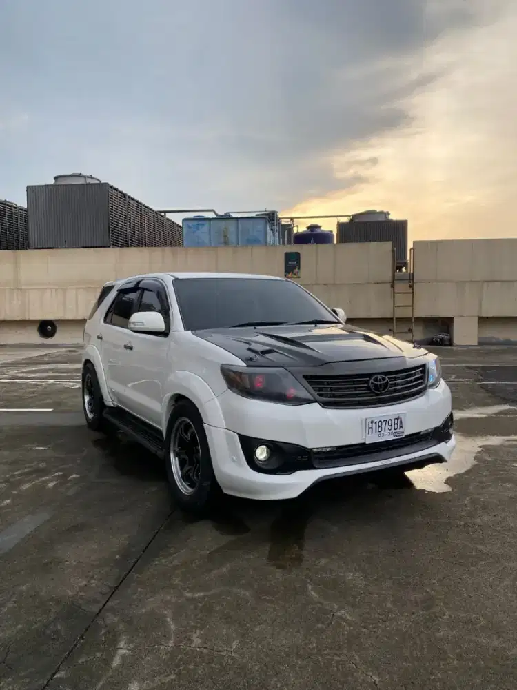 Toyota Fortuner VNT TRD 2014