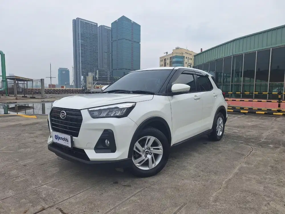 DP MURAH - Daihatsu Rocky 1.2 X Bensin-MT 2021