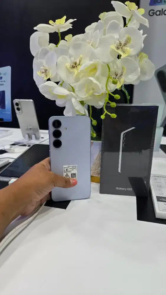 Samsung S25 5G 8/256gb second garansi resmi