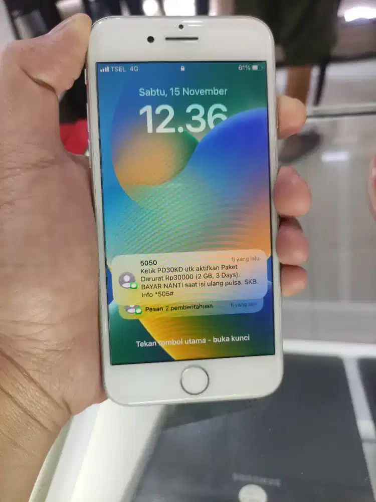 I Phone 8 64 GB Silver