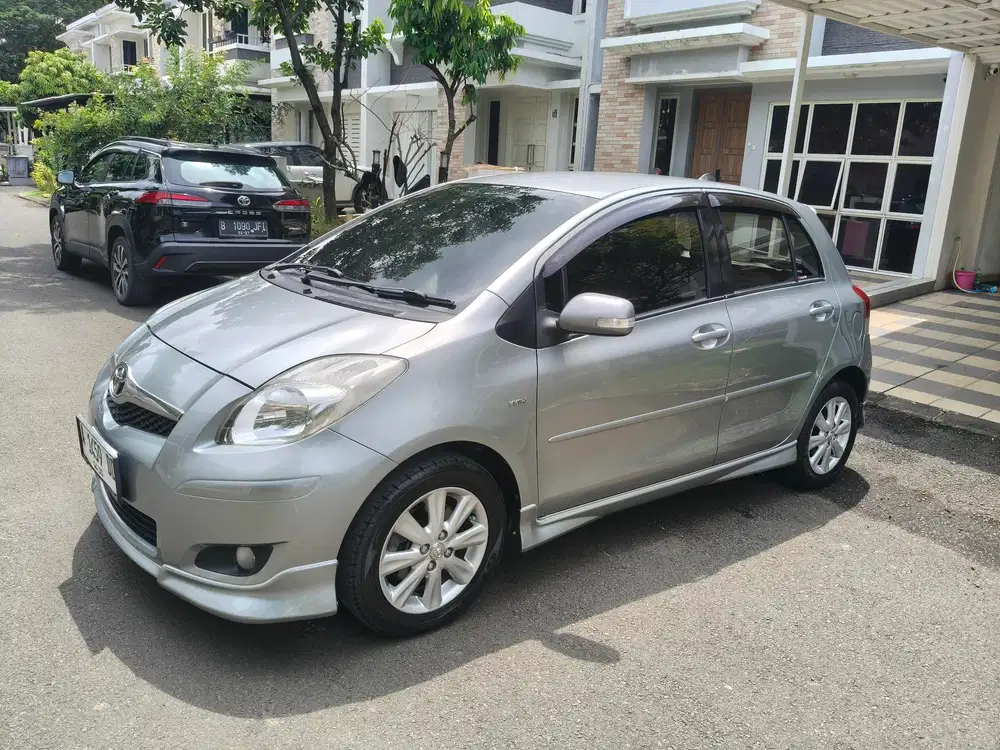 Toyota Yaris 2010 Bensin