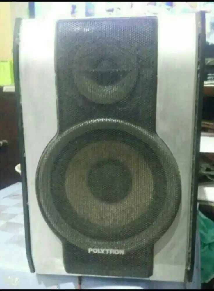 Dijual 2bh speaker audio kondisi jalan normal dan baik