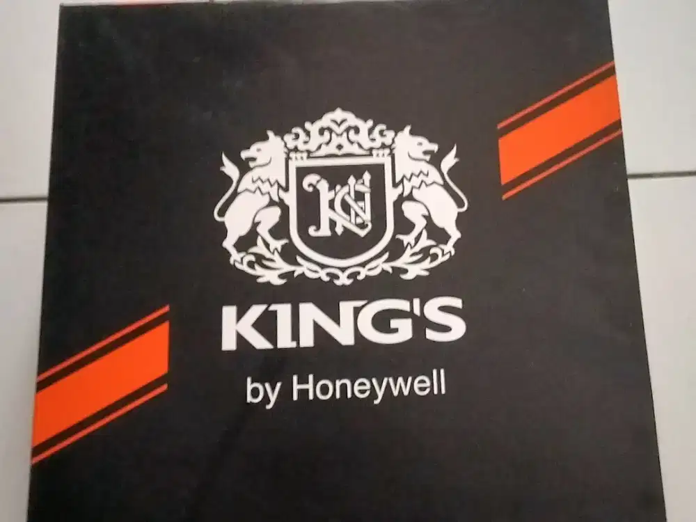 Safety shoes King's KWD106X-I HITAM UKURAN 42/9/8, PRODUKSI 07-2025