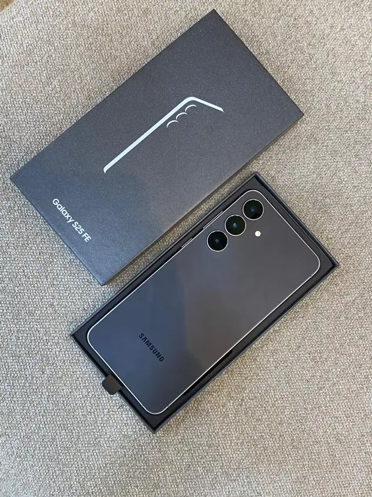 Samsung S25 FE 8/256Gb Jet Black Garansi On s/d Okt 2026