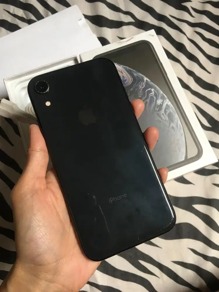 IPhone Xr 64gb all operator black