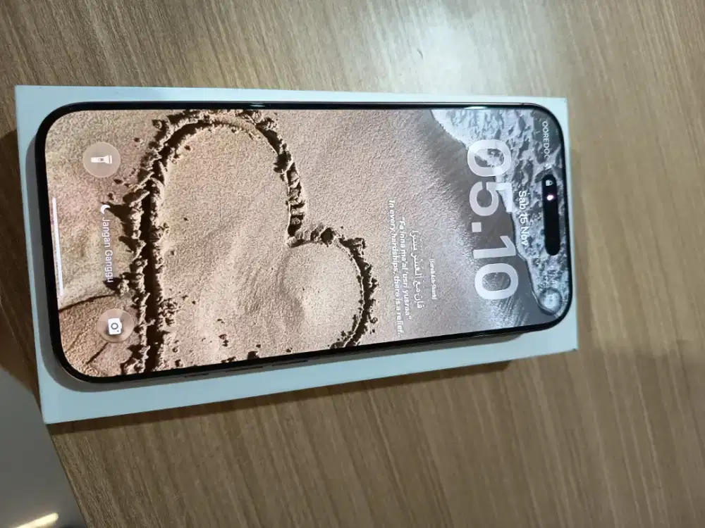 iPhone 16 pro max dessert titanium