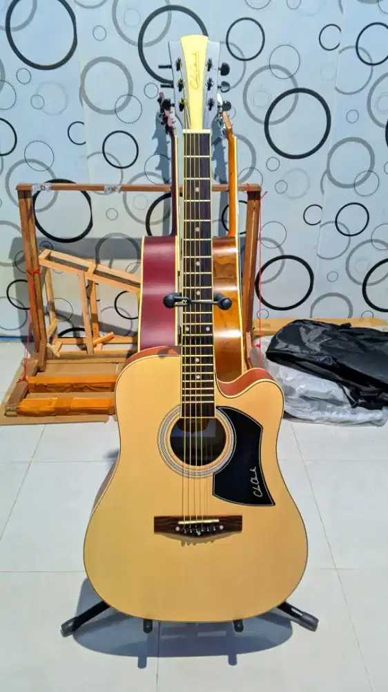 Gitar Akustik Clok Clark Premium Baru
‎