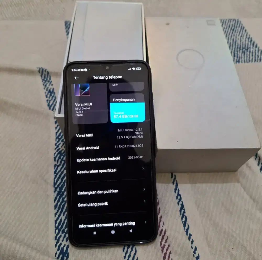 Mi 9 6/128GB ( Bukan Mi 9 SE )