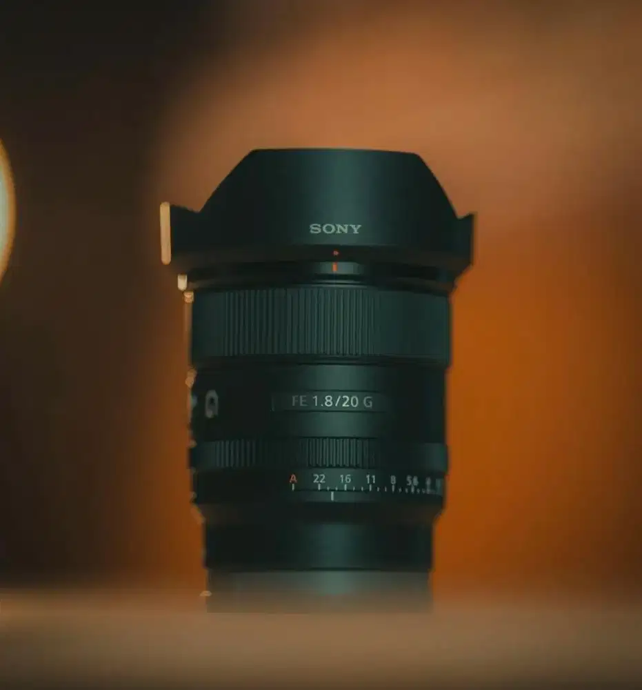 Lensa Sony G Lens 20MM/F1.8