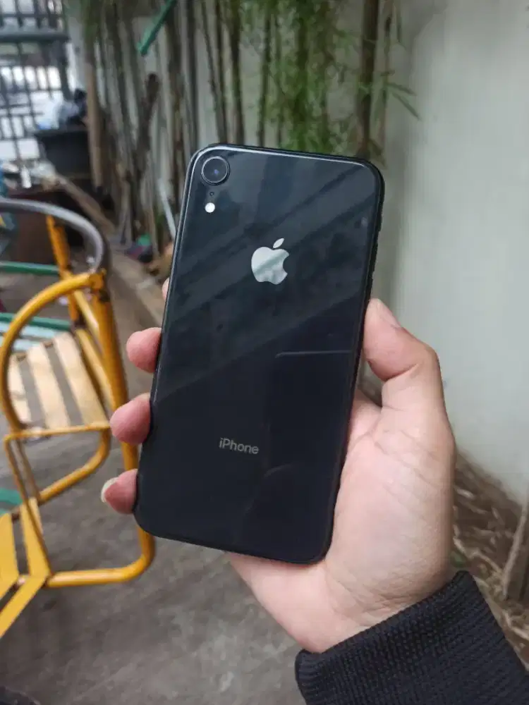 iPhone xr 64Gb murah
