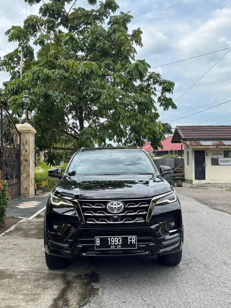 Toyota Fortuner Gr 2.4 Metic Diesel 2021