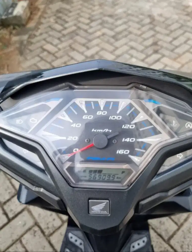 Dijual Vario Tahun 2016 Hitam