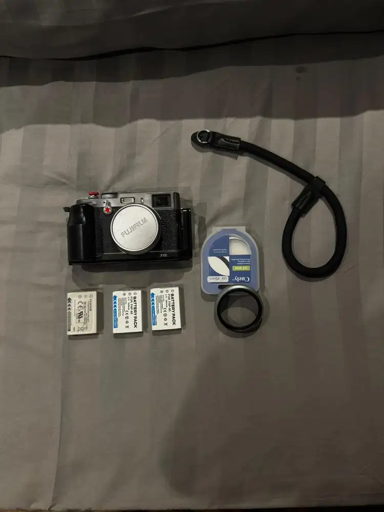 FUJIFILM X100 FIRST GENERATION SECOND ORIGINAL