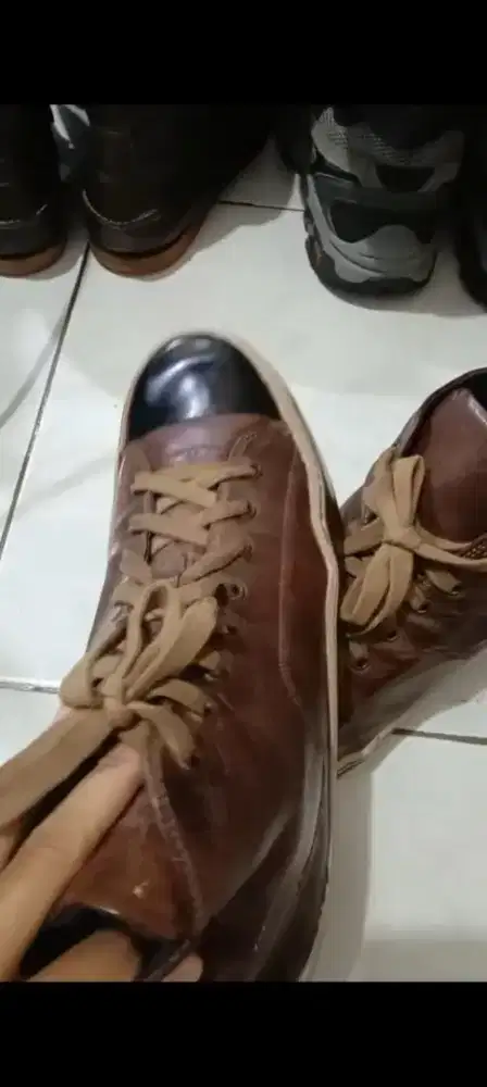 sepatu kulit brand 7 For All Mankind 