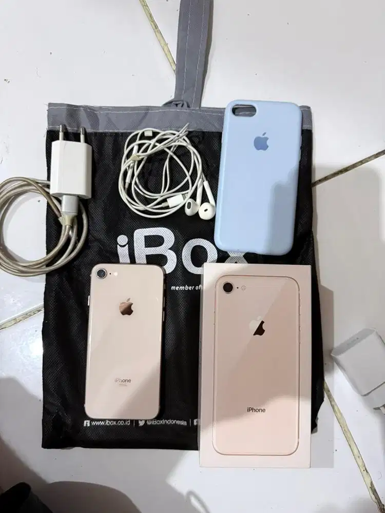 dijual Iphone 8 64gb ex ibox fullset original apple
