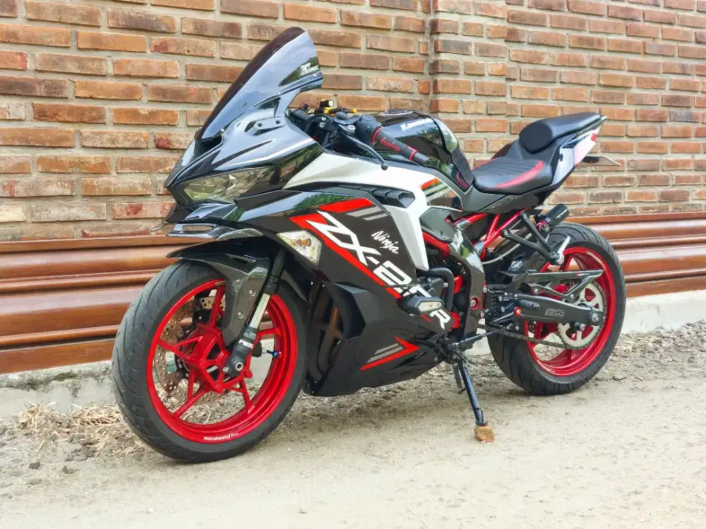 DIJUAL ZX25R ABS SE MURAH
