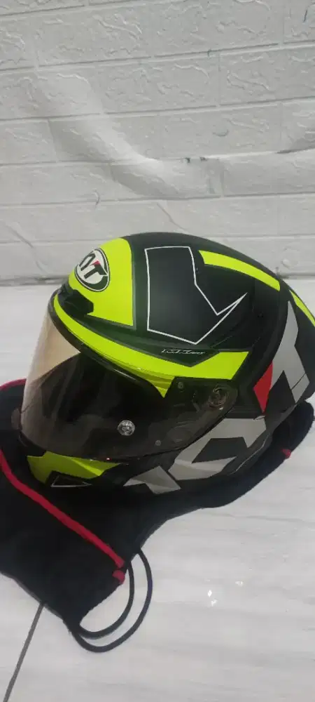 (Barter/Tukar Tambah) BT/TT  Jual Helm KYT TT Course ukuran M
