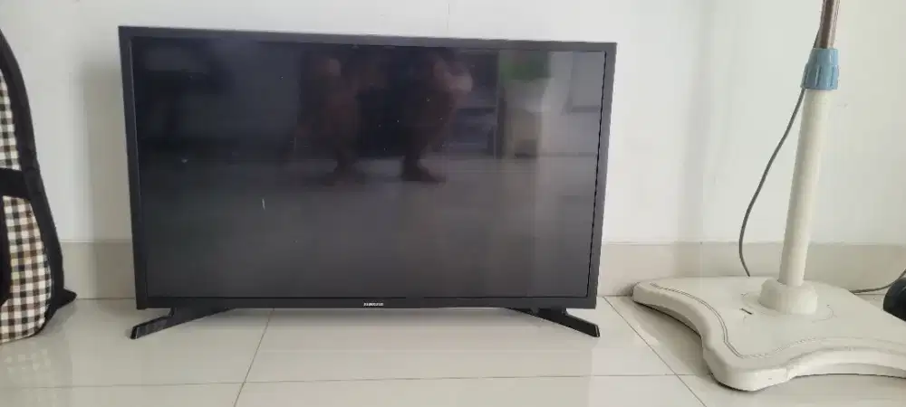 Samsung LCD TV 32 inch tidak ada gambar.