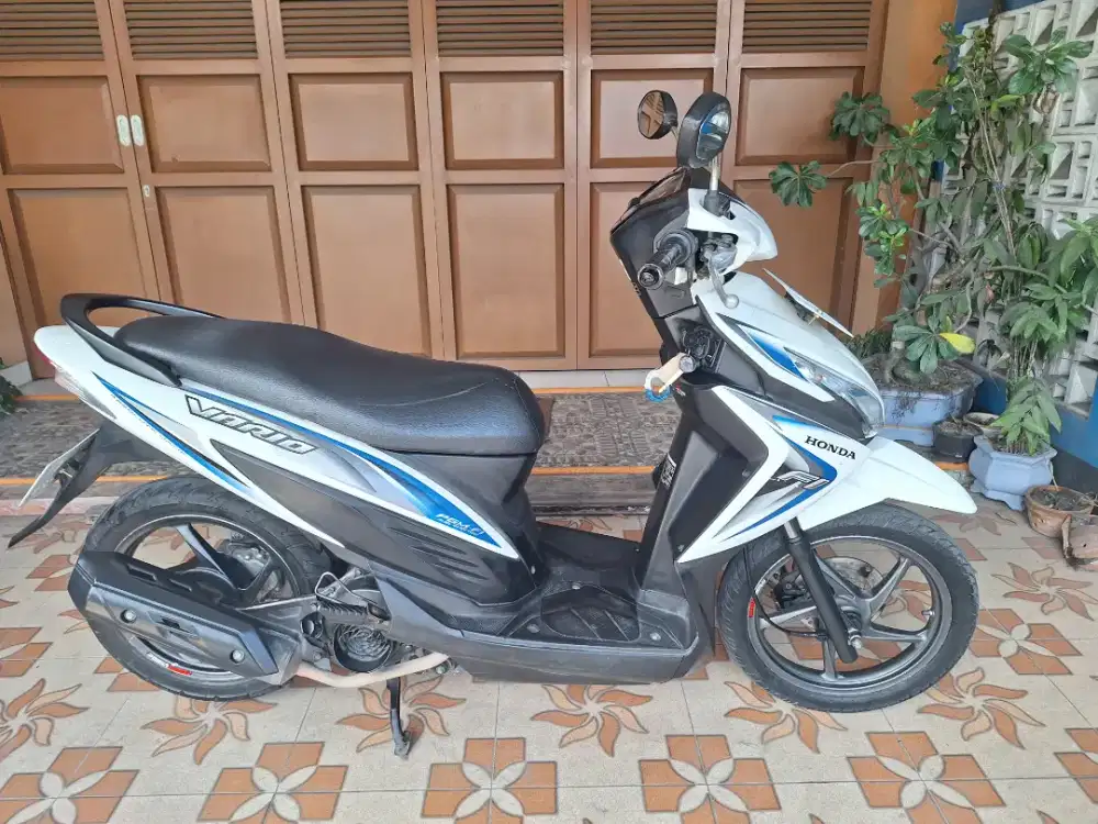 Dicari untuk dibeli vario 110 injeksi plat ab semua tahun