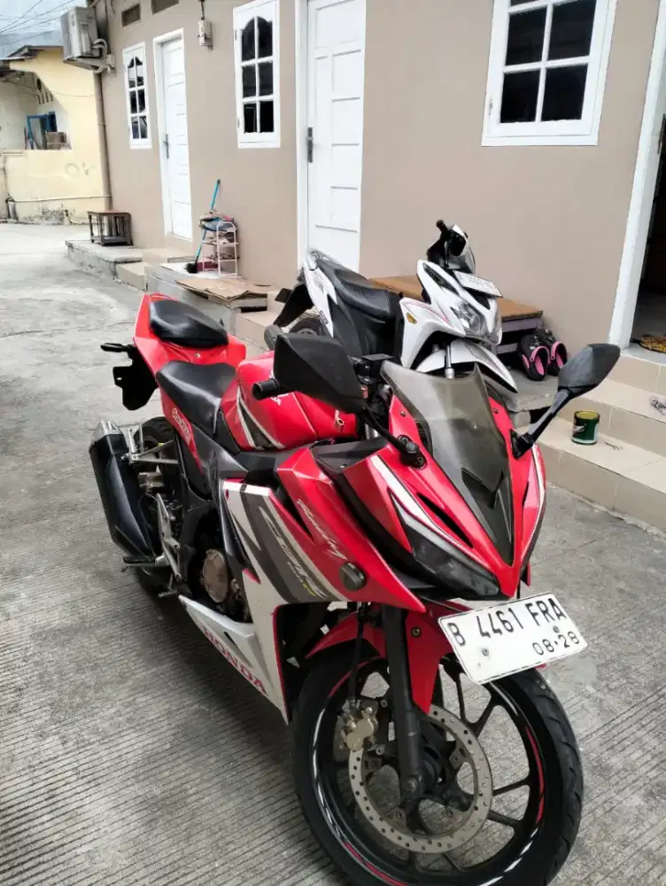 HONDA CBR 150cc FACELIFT TH 2018 PAJAK HIDUP PANJNAAG