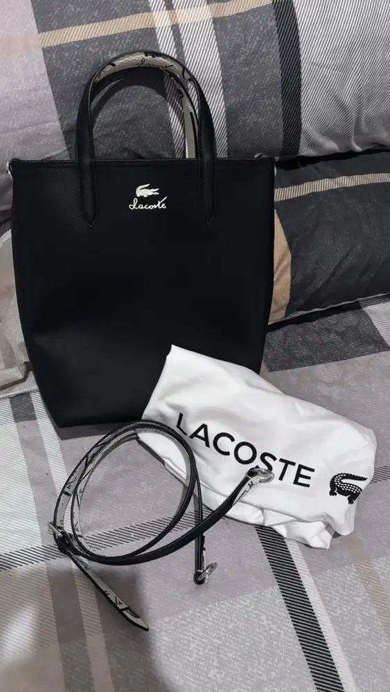 Lacoste riversible vertical totebag