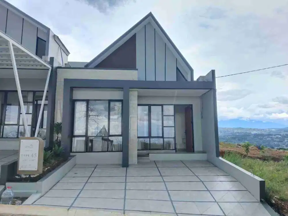 Rumah Baru View Lepas di Sentul Bogor