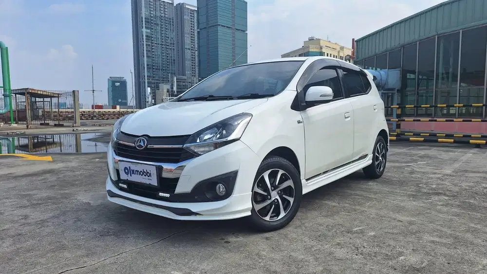 Pajak Panjang - Daihatsu Ayla 1.2 R Deluxe Bensin-MT 2019