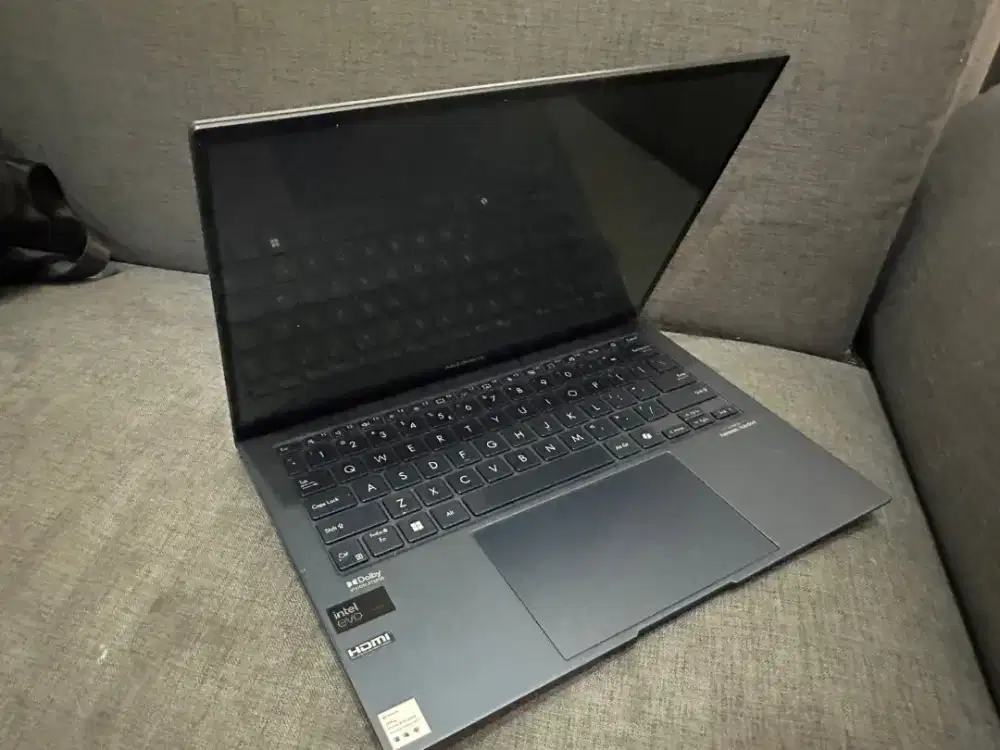 FOR SALE . Laptop ASUS ZENBOOK 13 S OLED