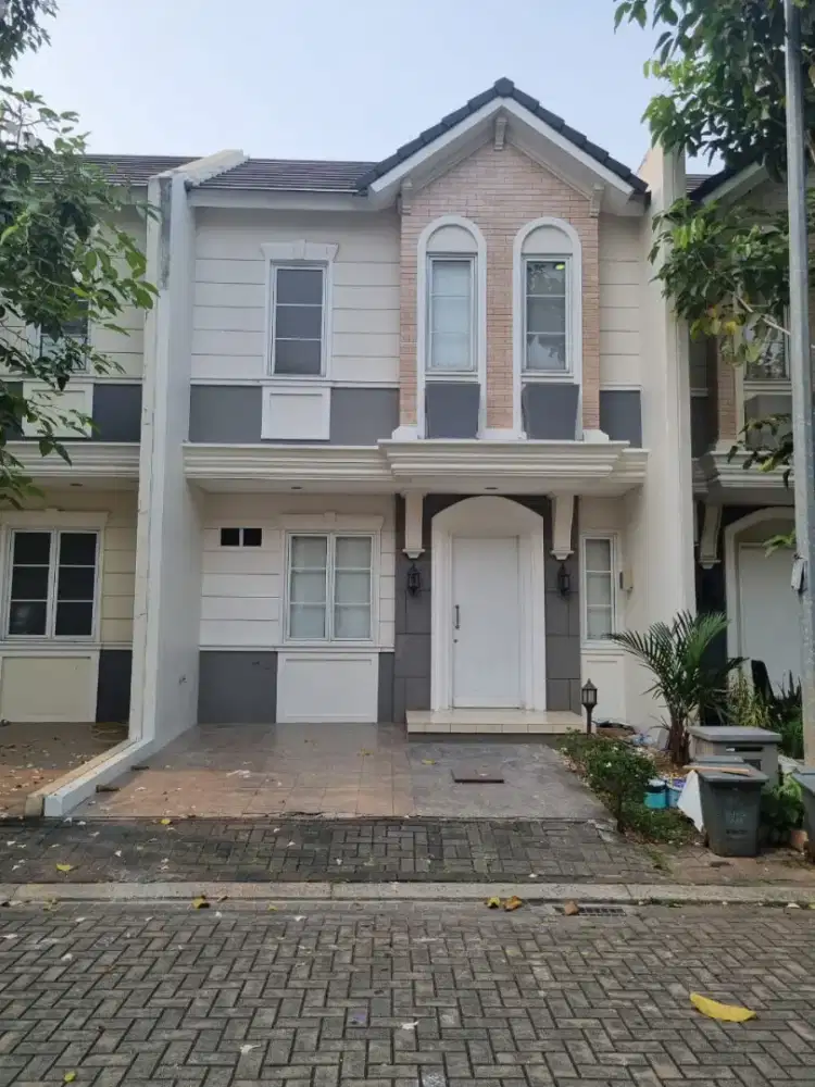 Rumah 2 Lantai Vanya Park Bsd Asri dan Nyaman