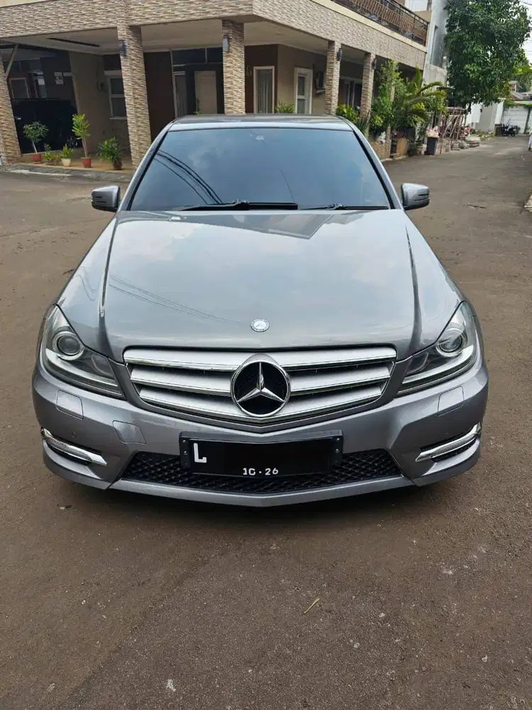 Mercedes-Benz C250 Avantgarde AMG 2011 Facelift