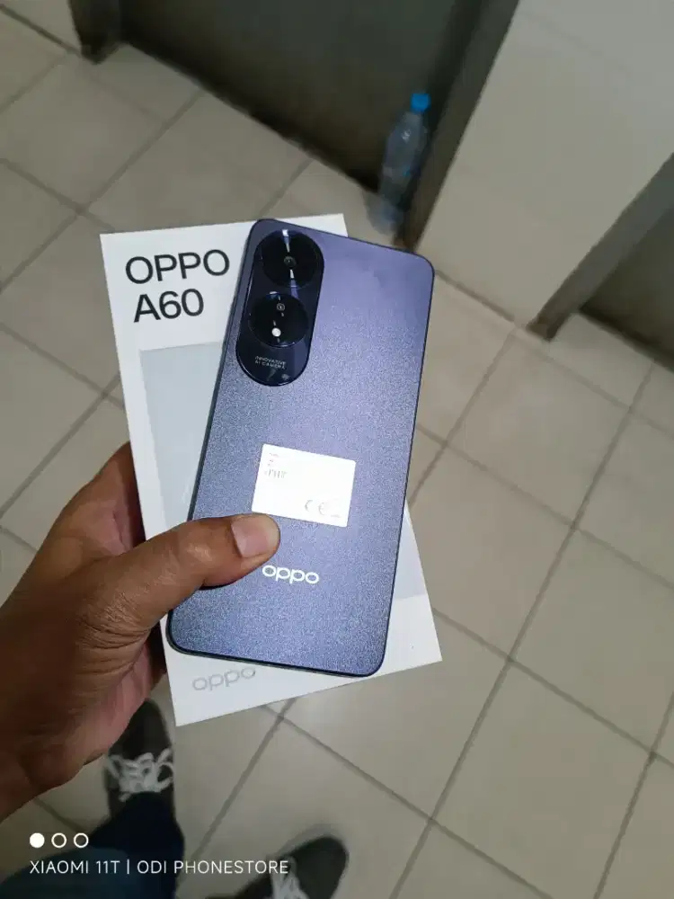 Oppo a60 8+8/128 mulus seperti baru dan lengkap