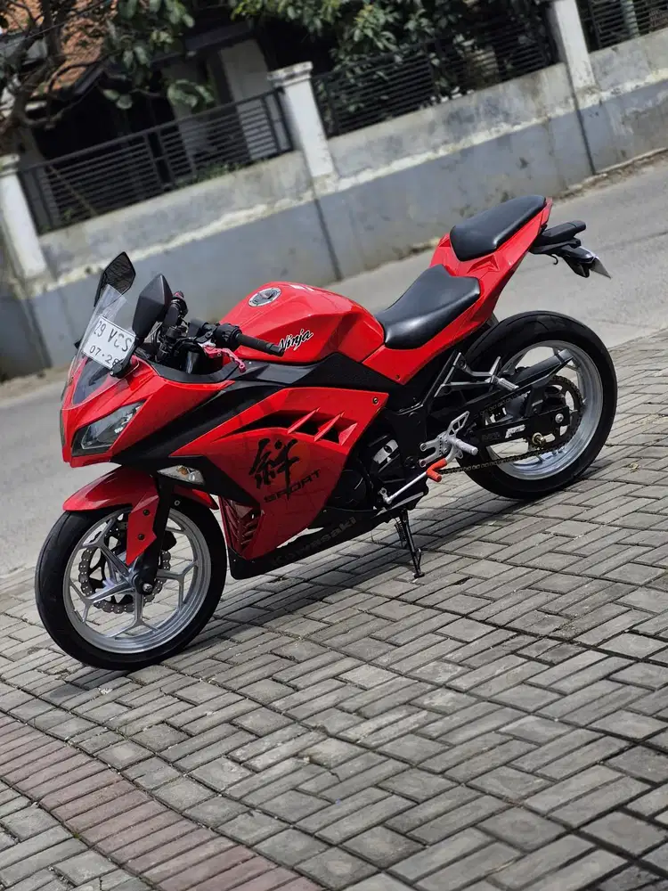 KAWASAKI NINJA 250 FI 2013 MULUS