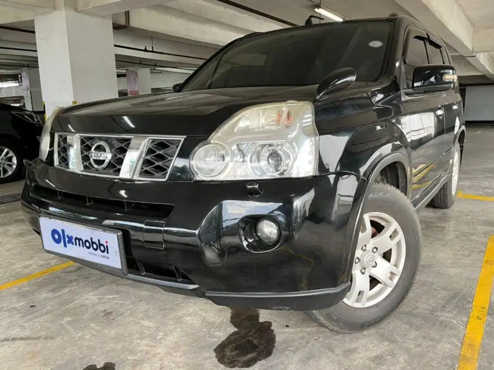 DP RENDAH Nissan X-Trail 2.0 Bensin-AT 2011 EGY