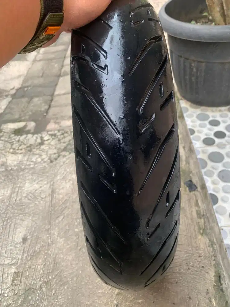 Ban bekas copotan aerox old / new ukuran 110 / 70 ring 14