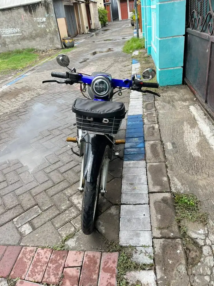 Honda C70 basic prima