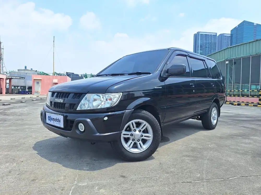 DP MURAH - Isuzu Panther 2.5 LV Solar-MT 2011
