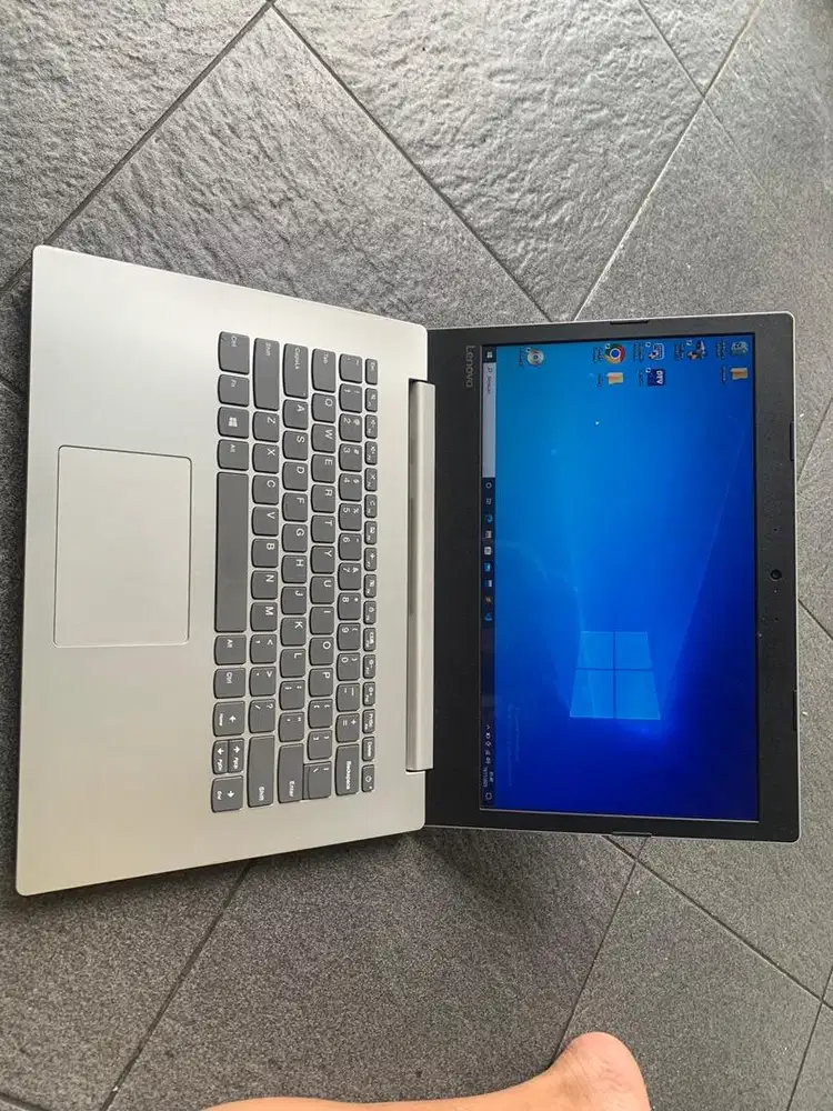 Lenovo ideapad 330