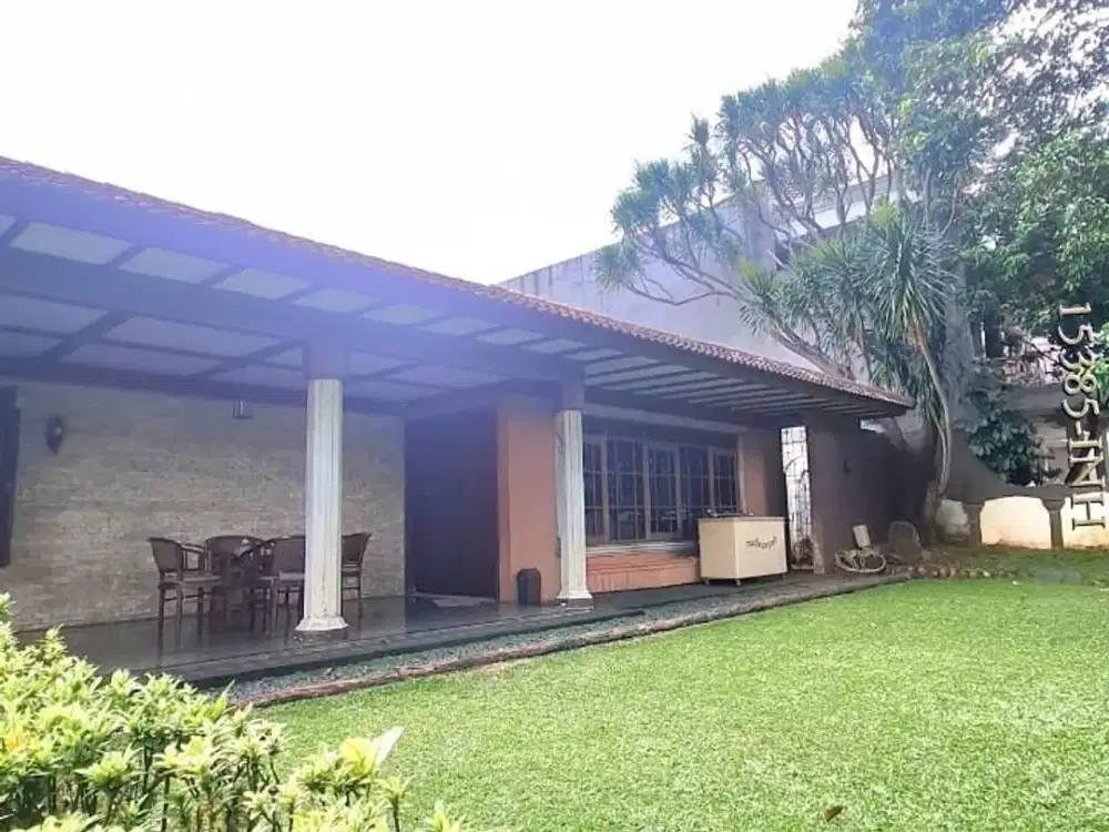 Dijual CEPAT Rumah Halaman Luas Dilokasi Premium Di Jakarta Timur