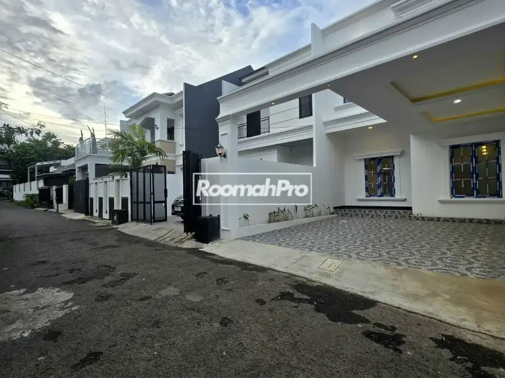 Rumah Baru Lokasi Strategis Dalam komplek Di Pondok Bambu Jakarta Timur