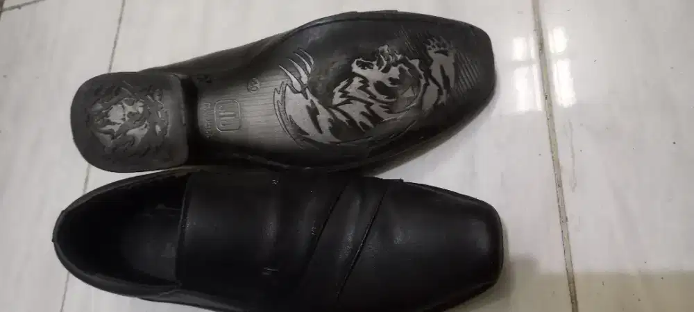 Jual sepatu JIM JOKER original