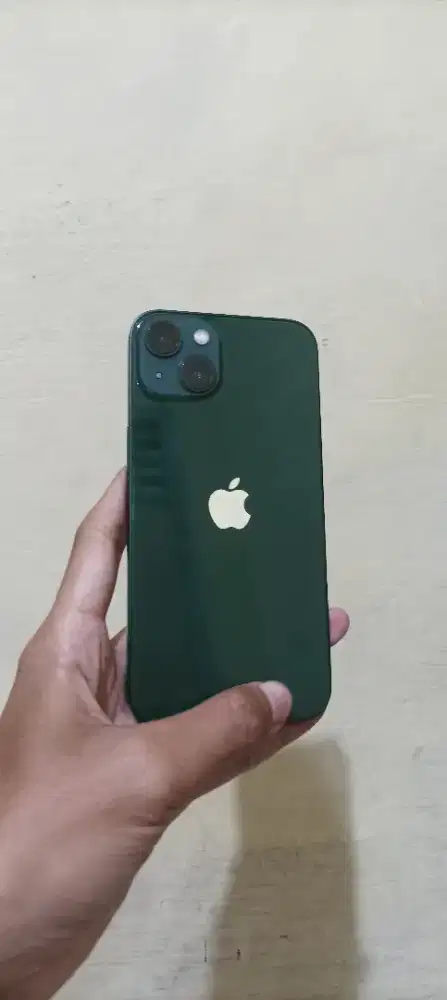 Iphone 13 Hijau