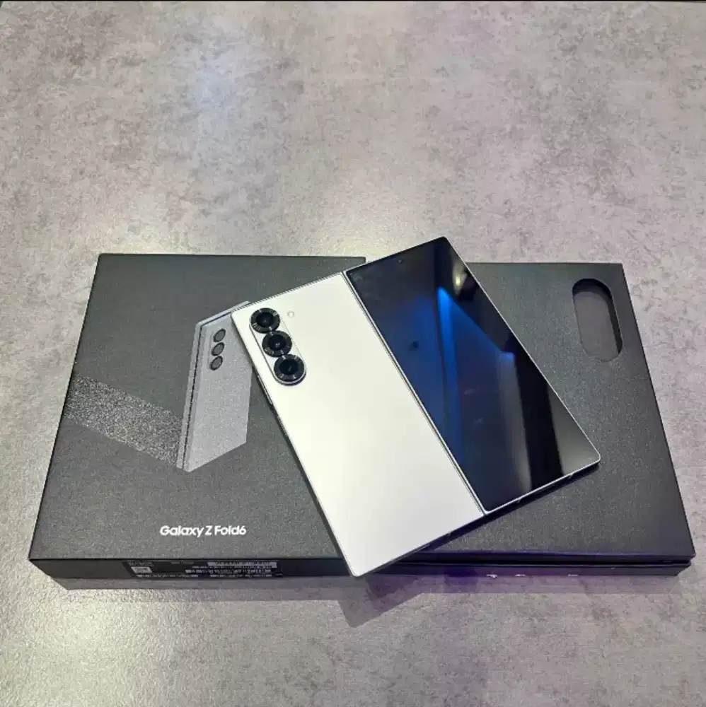 Samsung Galaxy Z Fold 6 12/512 sein mulus