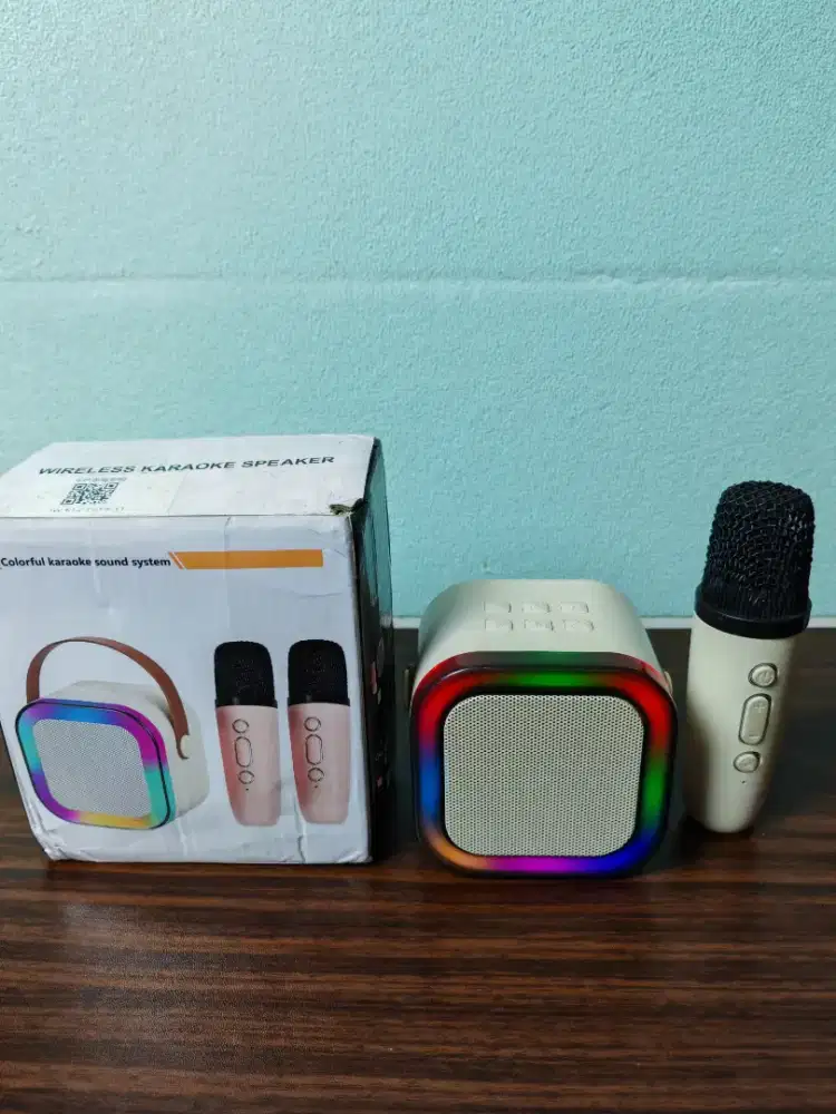 Mini Speaker Bluetooth Karaoke Speaker Mini Bluetooth 1 mic 1 Karaoke