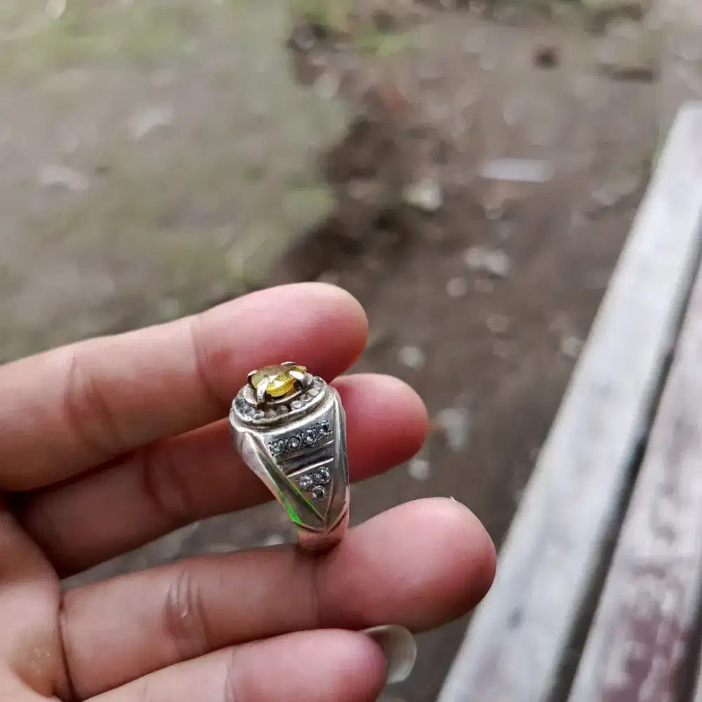 Permata yellow sapphire with silver ring