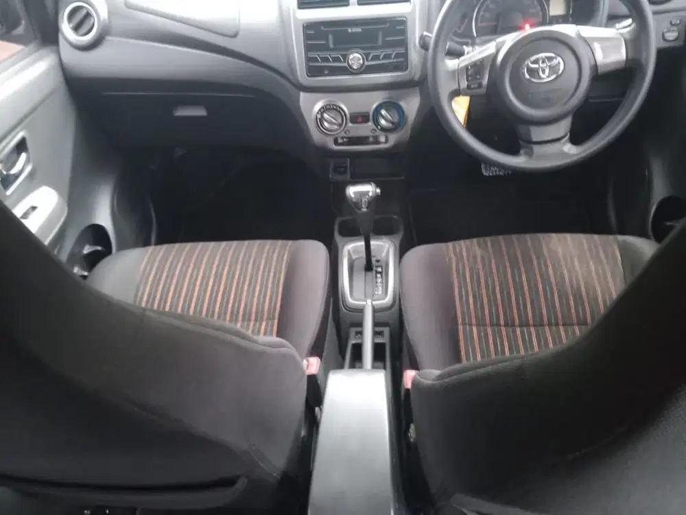 Agya trd 2018 hitam matic