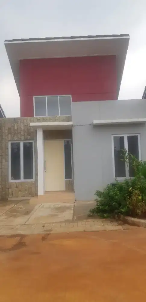Disewakan rumah minimalis di Serpong Lakeville, Cisauk, Tangerang