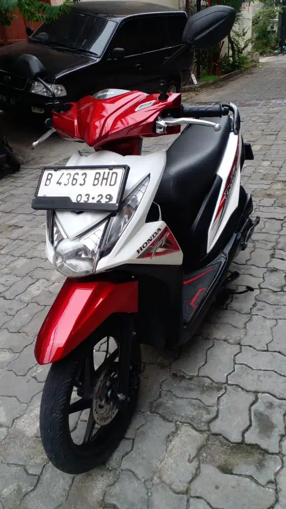 Honda beat esp tahun 2016.