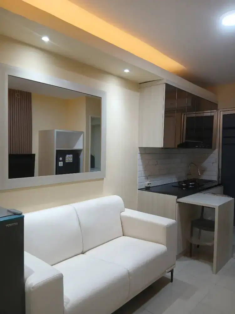 Di Sewakan Unit 2 BR Furnished Tower Mawar Apartemen Green Palace