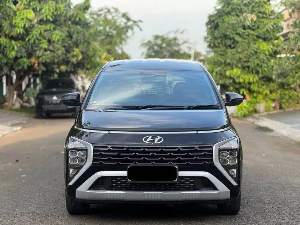 Hyundai Stargazer Prime 1.5 Captain Seat Automatic Tahun 2023